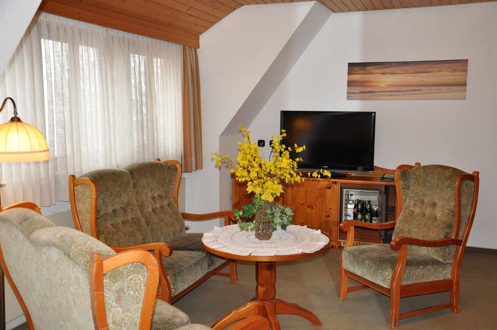 Hotel Und Restaurant Lamm Giengen an der Brenz Luaran gambar